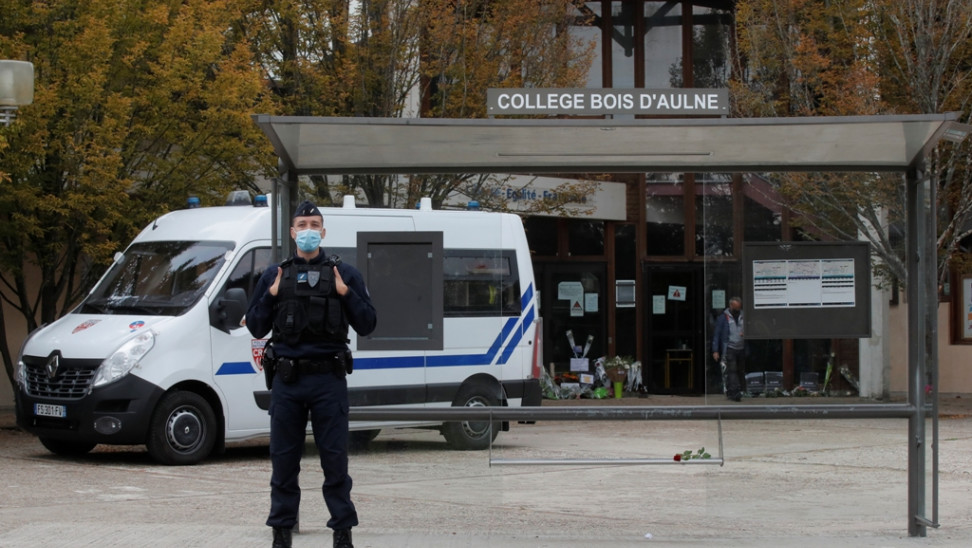 Γαλλία: Η αστυνομία σκότωσε ένοπλο στην Αβινιόν που φώναζε "Αλάχου Άκμπαρ"